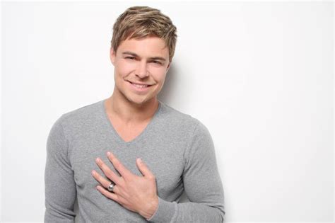 Catch Bobby van Jaarsveld live in the Bay | Zululand Observer