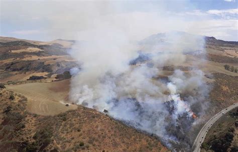 Extinguidos Los Tres Incendios Forestales Declarados Este S Bado En La