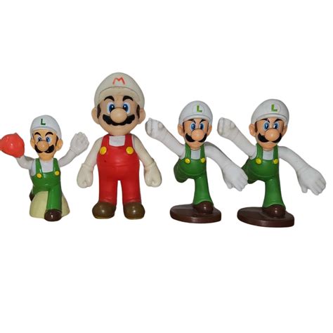 4 X Assorted Super Mario Figurines