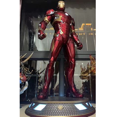 Movie Character Life Size Fiberglass Superheroes Statues Of Ironman