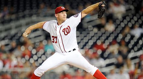 Stephen Strasburg injury: Nationals ace leaves start vs Braves - Sports Illustrated