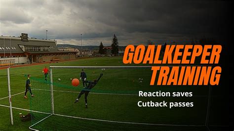 Reaction Saves Dealing With A Cutback Passes Goalkeeper Training Youtube