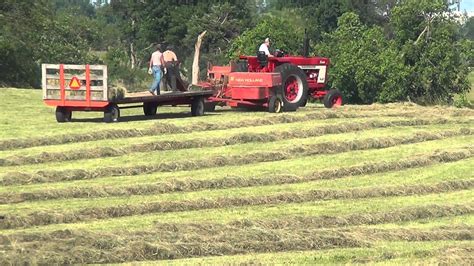 Square Baling Hay 2012 Youtube