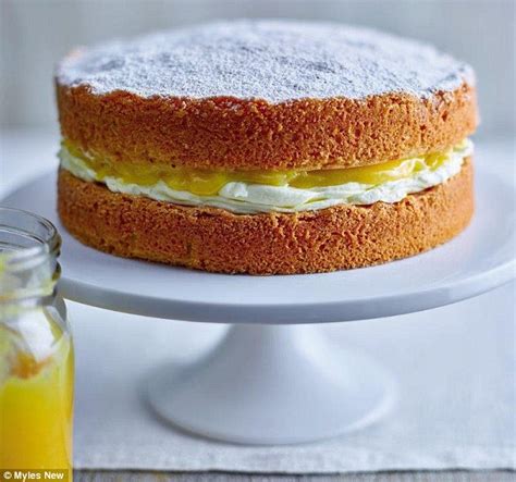 Easy Lemon Curd Cake Recipe