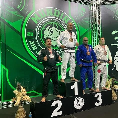 CRAVINHENSE É VICE CAMPEÃO MUNDIAL DE JIU JITSU aTribuna Regional