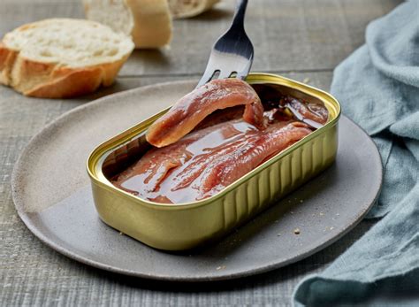 tips  buying quality canned fish