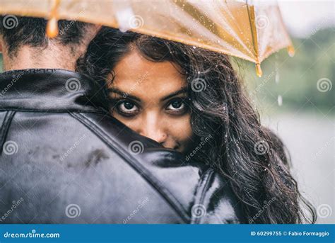 lovers in the rain - campestre.al.gov.br