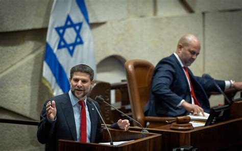 Knesset approves 2023-2024 budget in all-night vote, patching coalition ...