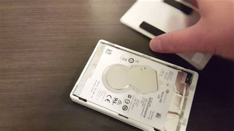 How To Disassemble A Seagate Expansion Usb Disk Youtube