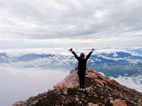 Pengalaman Mendaki Gunung Kerinci Via Jalur Kersik Tuo