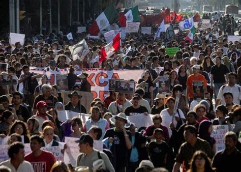 Ejemplos De Hechos Sociales