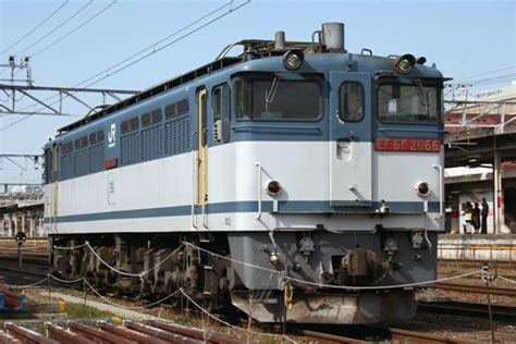 Tokyo Railway Labyrinth: Electric Locomotive Class EF65: JRF and JNR Colors