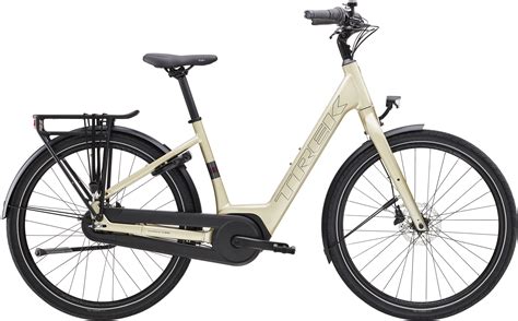 TREK District 1 Lowstep E Bike 2025 JE James Cycles