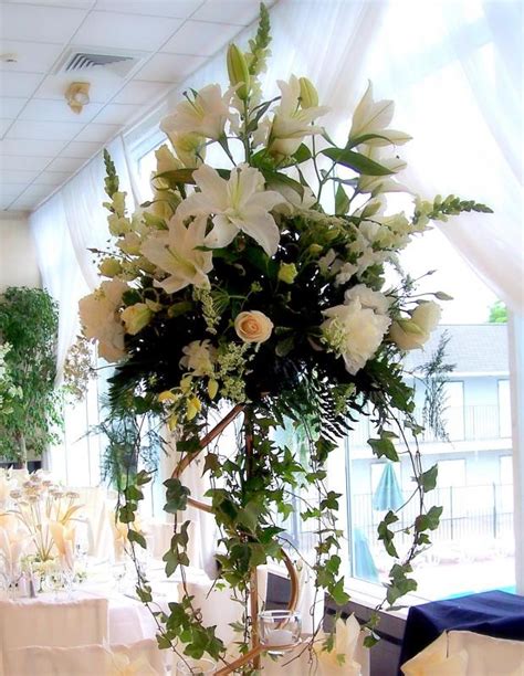 Anderson Flowers - Nationwide LGBTQ+ Wedding Vendors & Expos by RainbowWeddingNetwork.com