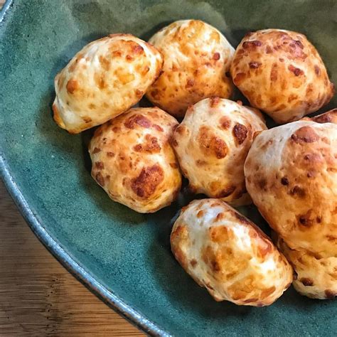 Pão de Queijo sem Glúten feito Zaya Flour