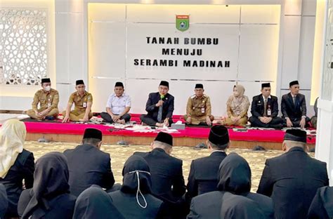 Bupati Tanah Bumbu Lantik 99 Pejabat Struktural Dan Fungsional