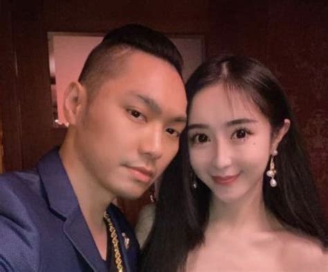 連千毅直播遭老婆嗆聲！娜美犀利當眾逼離婚 尷尬急關播 新奇 Nownews今日新聞