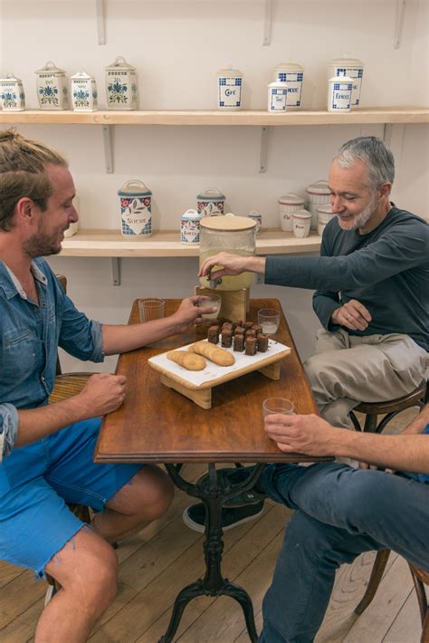 Wecandoo Dégustez des accords vins et fromages avec Thomas