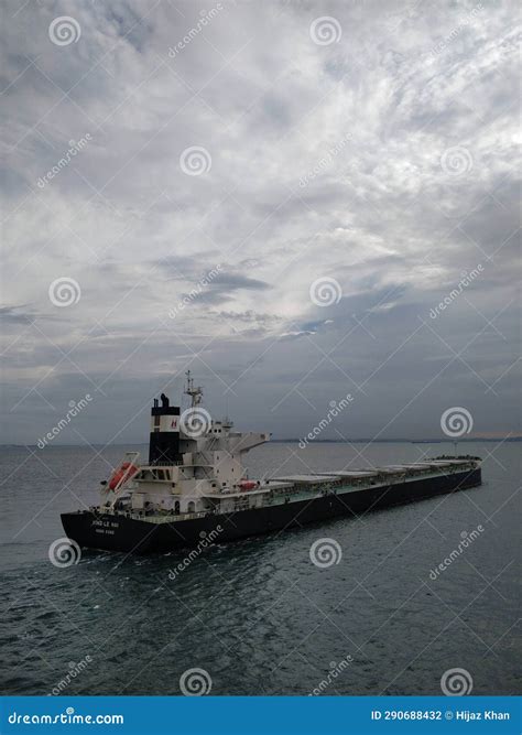 Fully Loaded Big Bulk Carrier Ship Passing Stock Photo - Image of fully ...