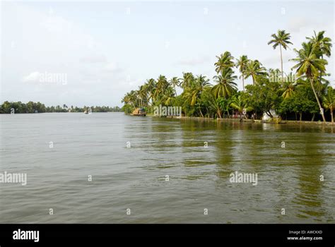 THE BACKWATERS OF ALLEPPEY Stock Photo - Alamy