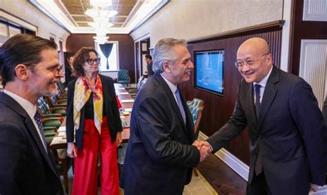 Fernández Se Reunió Con Empresarios En China En El último Viaje De Su