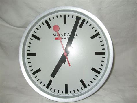 Mondaine Sbb Cff Ffs Wanduhr Official Railways Clock Design Kaufen