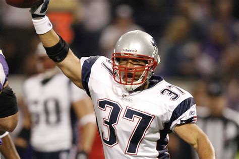 Rodney Harrison Elected To Patriots Hall Of Fame The Boston 47 Off