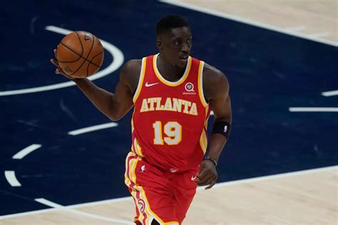 Ex Chicago Bulls And Atlanta Hawks Player Tony Snell Opens Up About