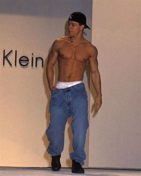 Mark wahlberg at a calvin klein runway show – Artofit