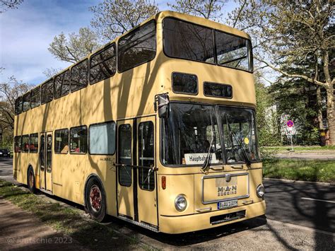 Aintschie On Twitter Freundlich Dreinblickender BVG Bus Rentner Hat