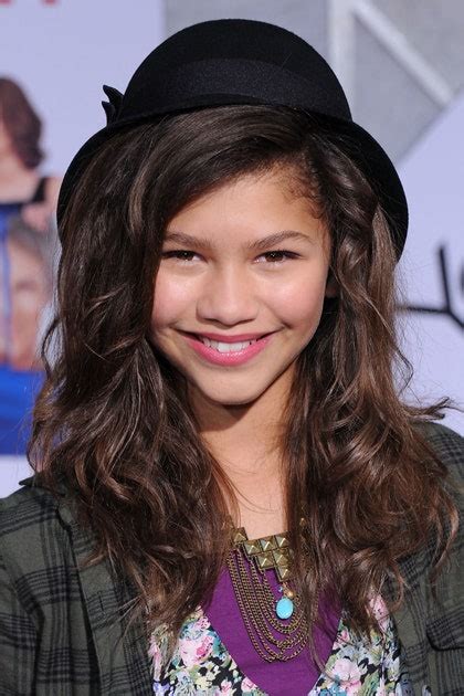 Zendayas Best Red Carpet Hair And Makeup Looks Teen Vogue