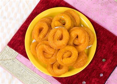 Premium Photo | Paneer jalebi