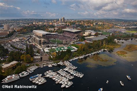 Washington Huskies Fans Tailgate On Their Boats