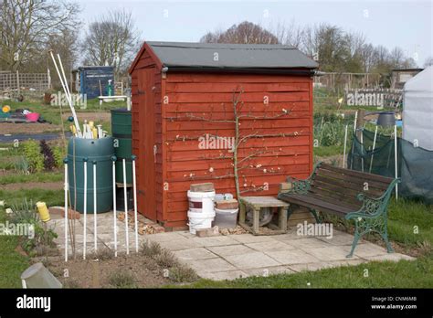 Allotment Shed Stock Photos & Allotment Shed Stock Images - Alamy