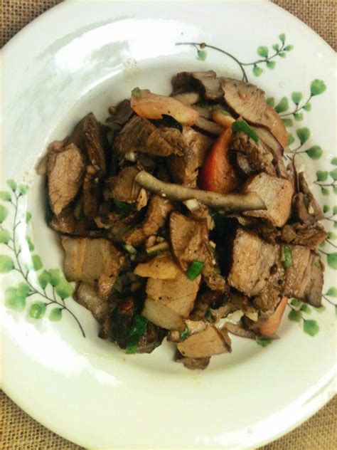 Hawaii and Beyond: Filipino Pork Tinono Recipe