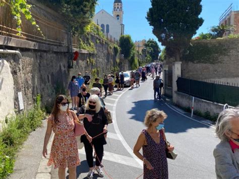 Nervi In Duecento In Piazza Per Dire No Alla Cementificazione Genova