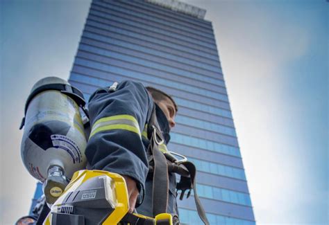 Alcalá de Henares acogerá la II Carrera Vertical de Cruz Roja en Torre