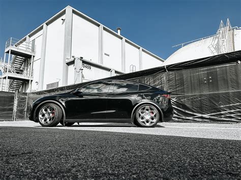 Black Tesla Model Y Up Cybrhex Forged Wheels In Satin Titanium