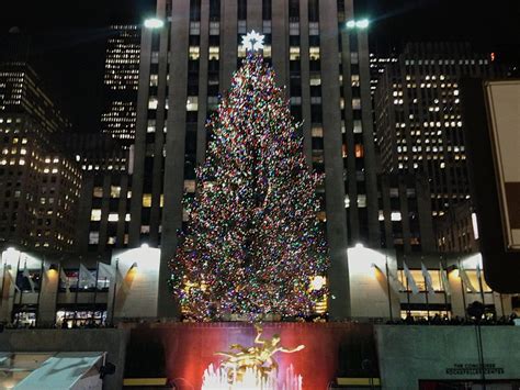 2012 Rockefeller Center Christmas Tree | Christmas At Rockefeller Center | Robert Accettura's ...