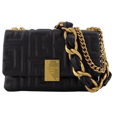 Balmain Petit matelassé 1945 Sac souple en cuir noir ref 855216 Joli