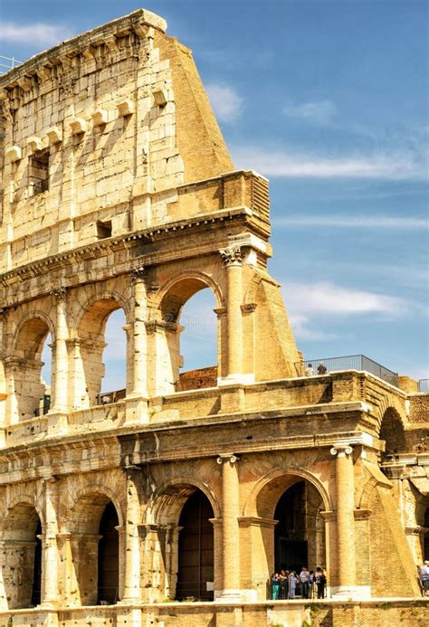 Colosseum kolosseum W Rzym Zdjęcie Stock Obraz złożonej z amfiteatr