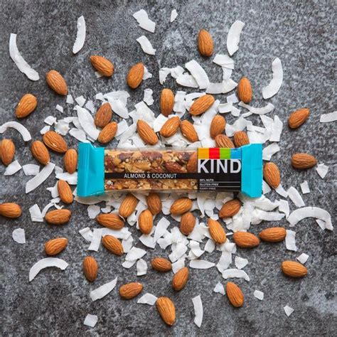 Kind Almond And Coconut Snack Bar Ocado