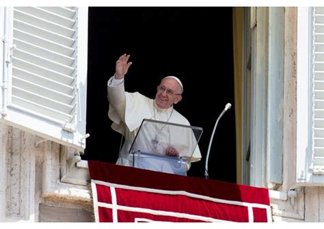 Ucraina Papa Ho Il Cuore Straziato Tacciano Le Armi Papa Francesco