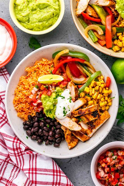 17 Easy Chicken Rice Bowls to Meal Prep - M&M Bites