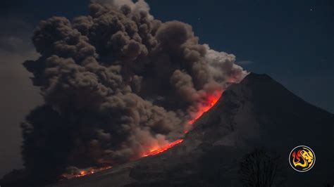 Europes Tallest Volcano Erupts Halting Flights