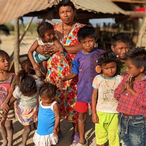 Familias De La Alta Guajira Población Indígena Wayúu Apadrinamiento