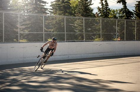 Two Wheel Royalty Why Bike Polo Is Our New Favourite Sport Vern