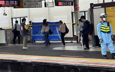 中央線快速電車 西荻窪駅で人身事故「駅の手前で電車に人が飛び込んだ、すごい衝撃と嫌な音で車内が凍り付いた」「車掌さんが相当精神的にきてる声して