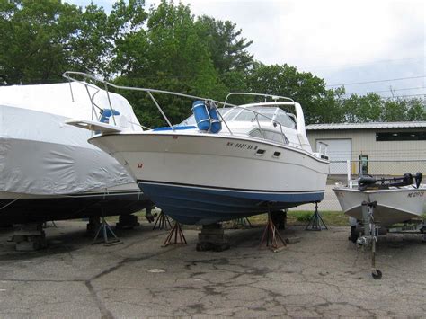 Used 1983 Bayliner 2850 Contessa 03904 Kittery Boat Trader