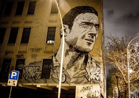 Giant Francesco Totti Mural Via Apulia 39 Rome Flickr